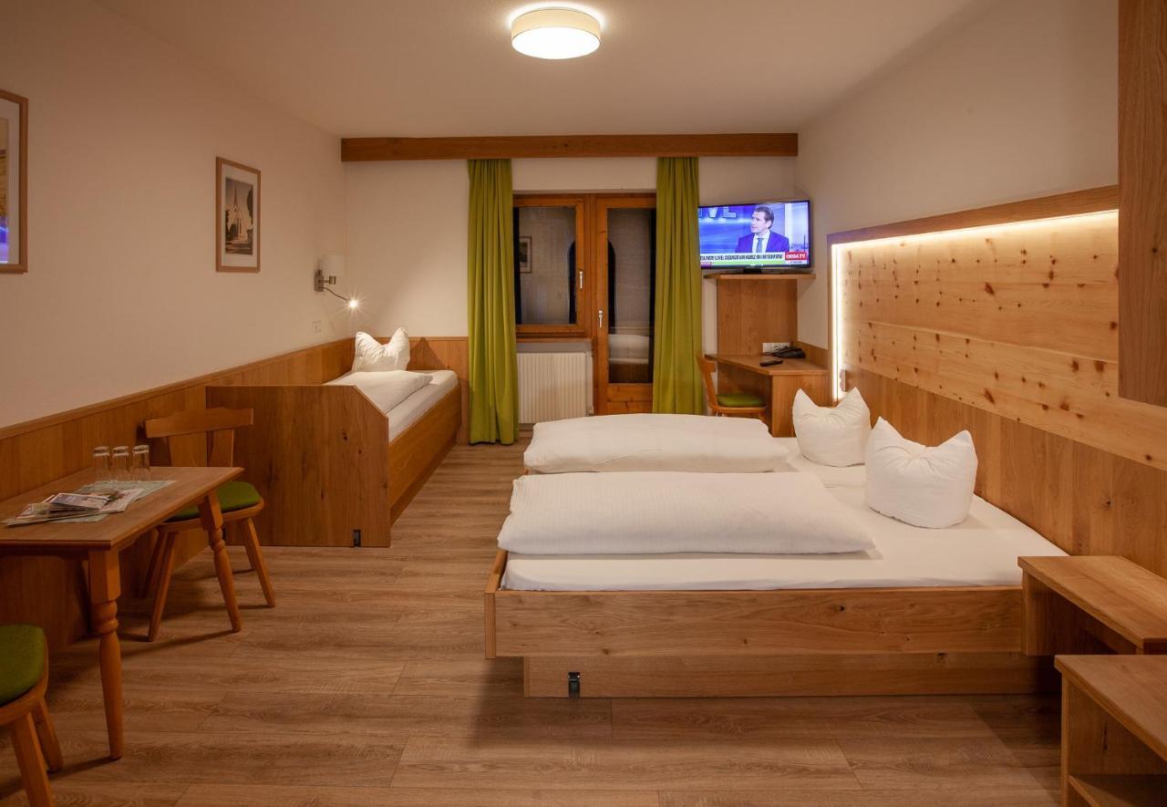 Landgasthof Jagerwirt Volders Esterno foto